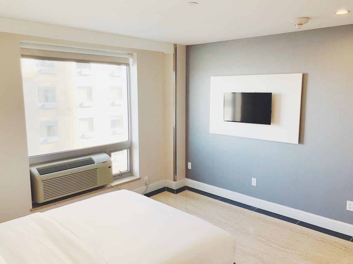 Mayfair Inn And Suites New York Exteriör bild