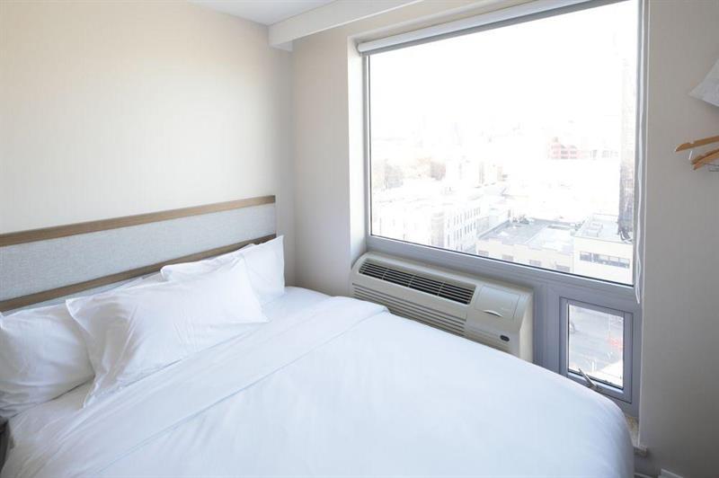 Mayfair Inn And Suites New York Exteriör bild
