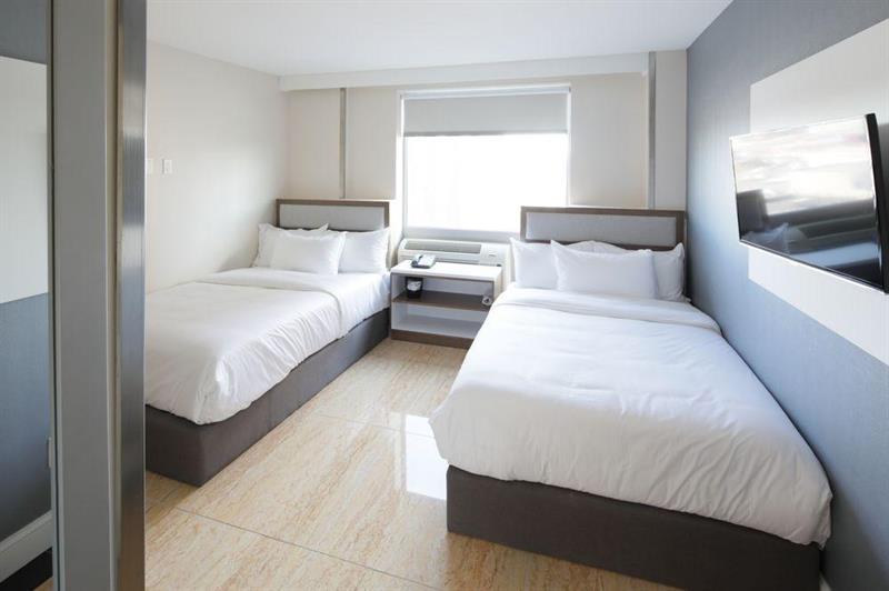 Mayfair Inn And Suites New York Exteriör bild